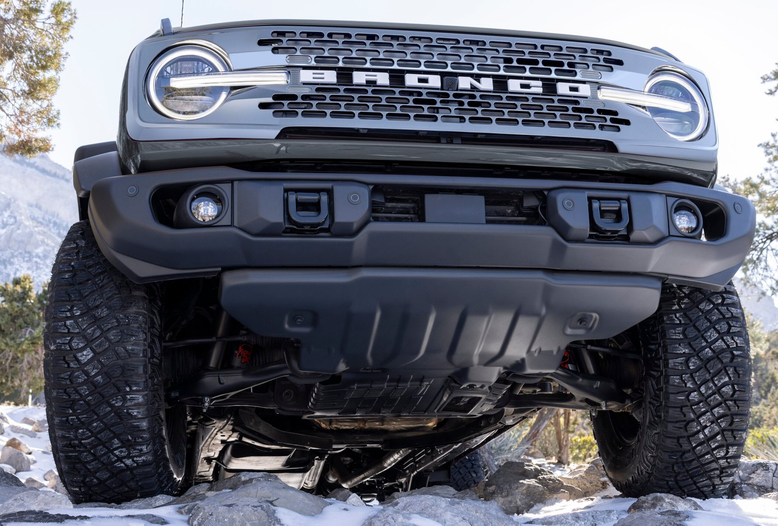 Preproduction model shown with available equipment. 2022 Bronco Wildtrak is exclusively available for current unscheduled order holders. However, supplies are limited and there are no guarantees. Order bank is projected to open Summer 2022. Professional d